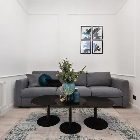 Hollo 3 Bedroom Downtown Budapeşte